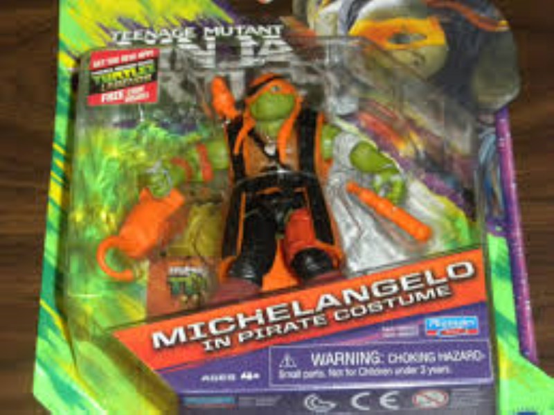 Michelangelo in pirate costume tmnt movie basic figure asst
