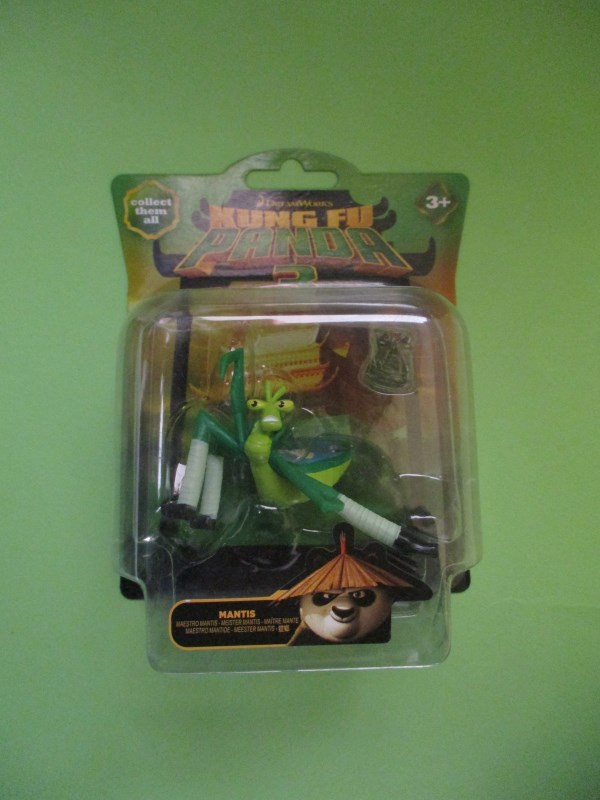 Collectible figurine single pack asst kfp4