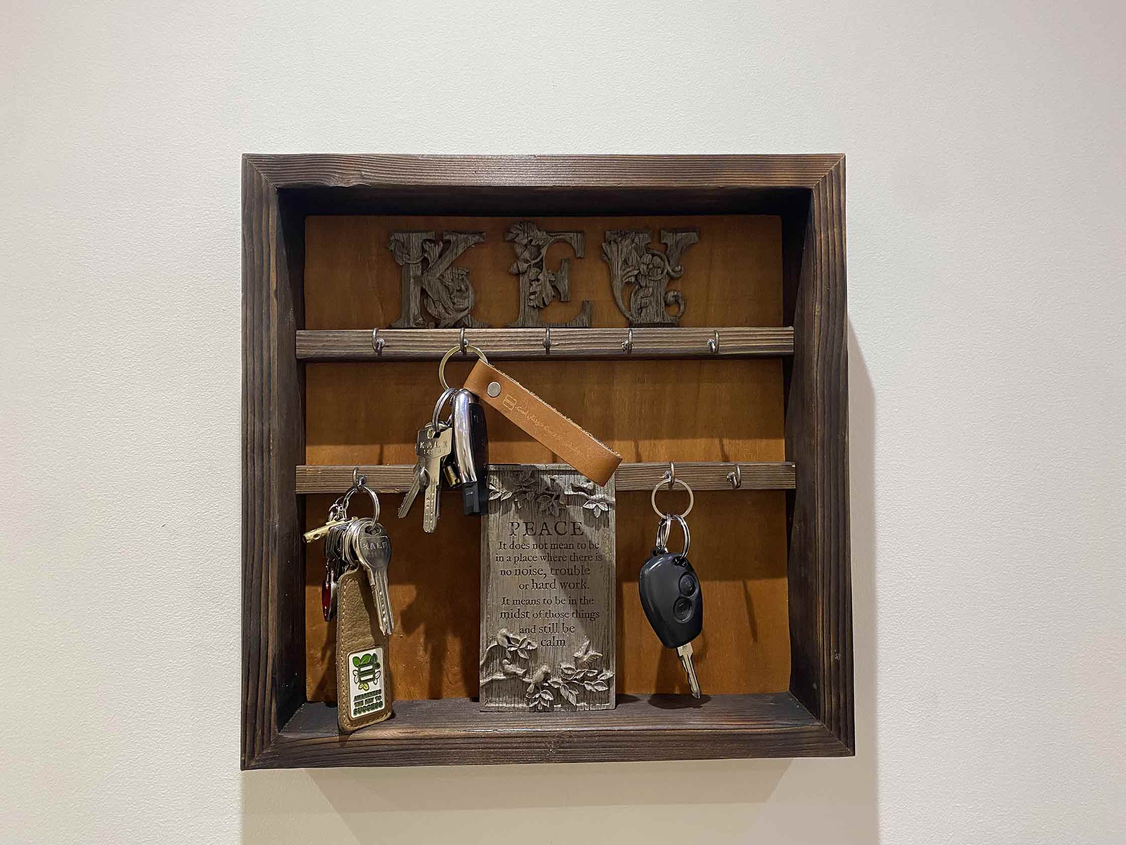 جا کلیدی چوبی