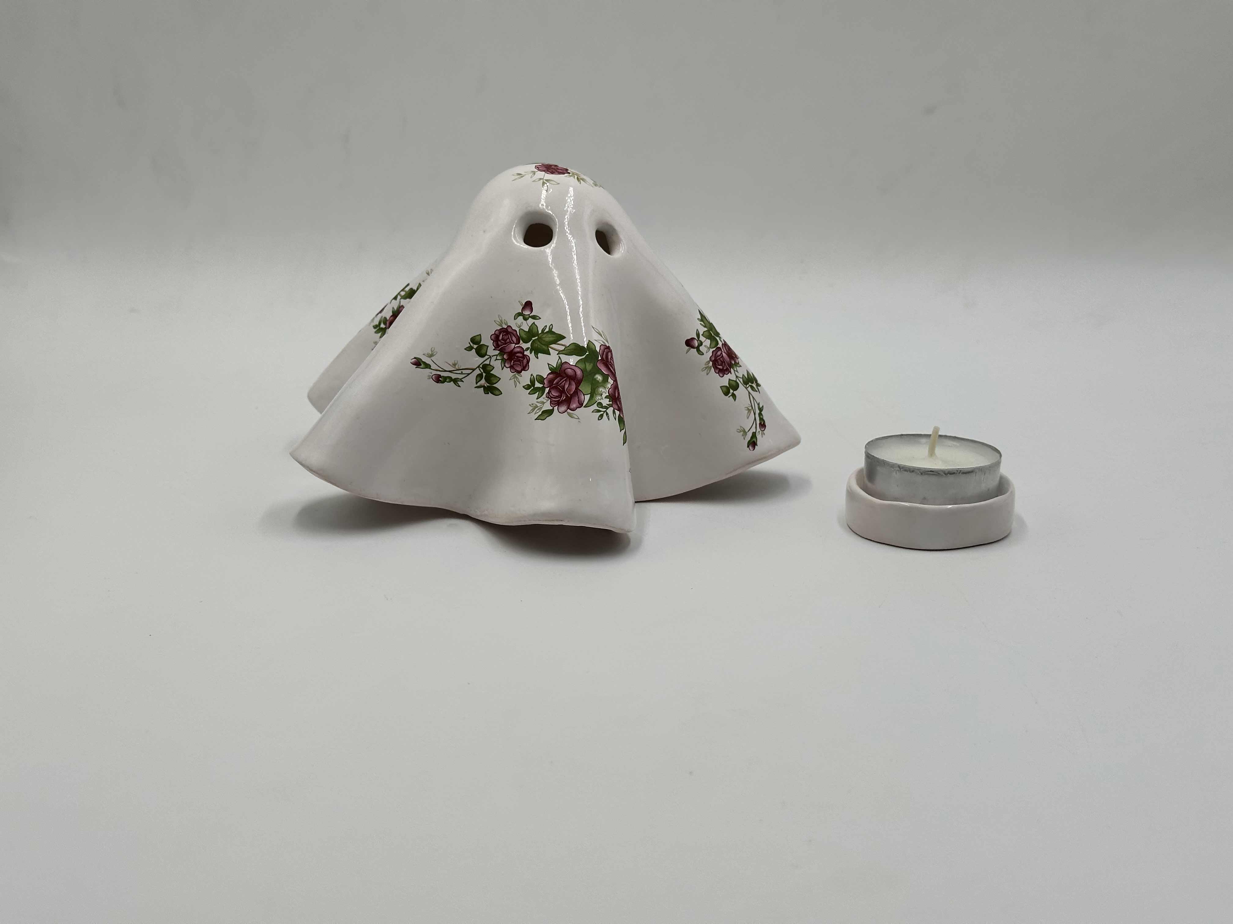 جاشمعی روح گلسرخی کوچک