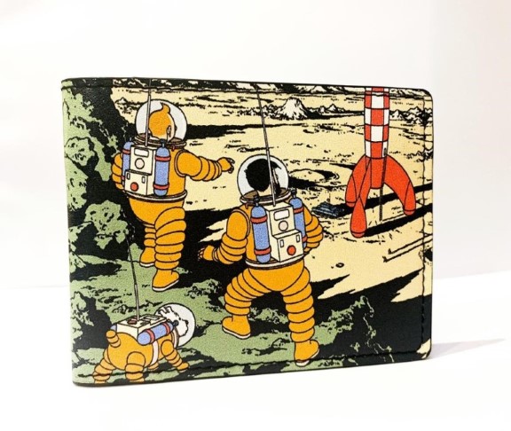 کیف پول (Explorers on the moon)