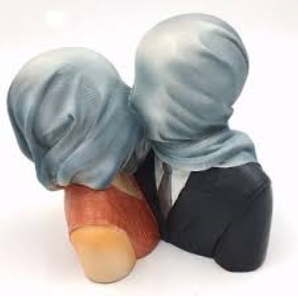 Magritte the lovers PA21mag