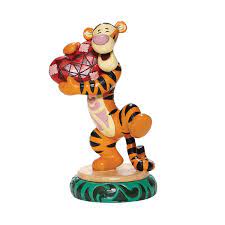 Tigger holding heart figurine 6008073