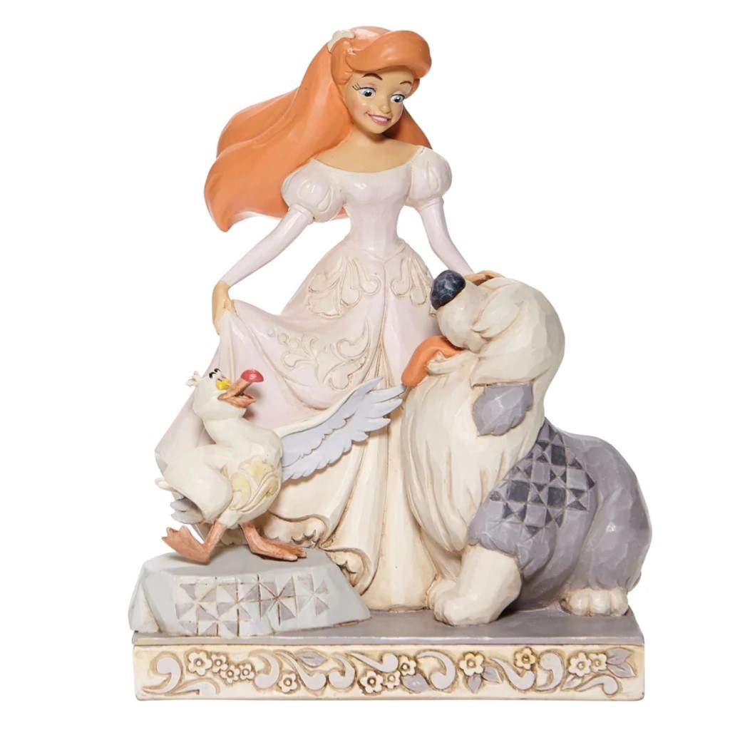 White woodland ariel figure 6008066