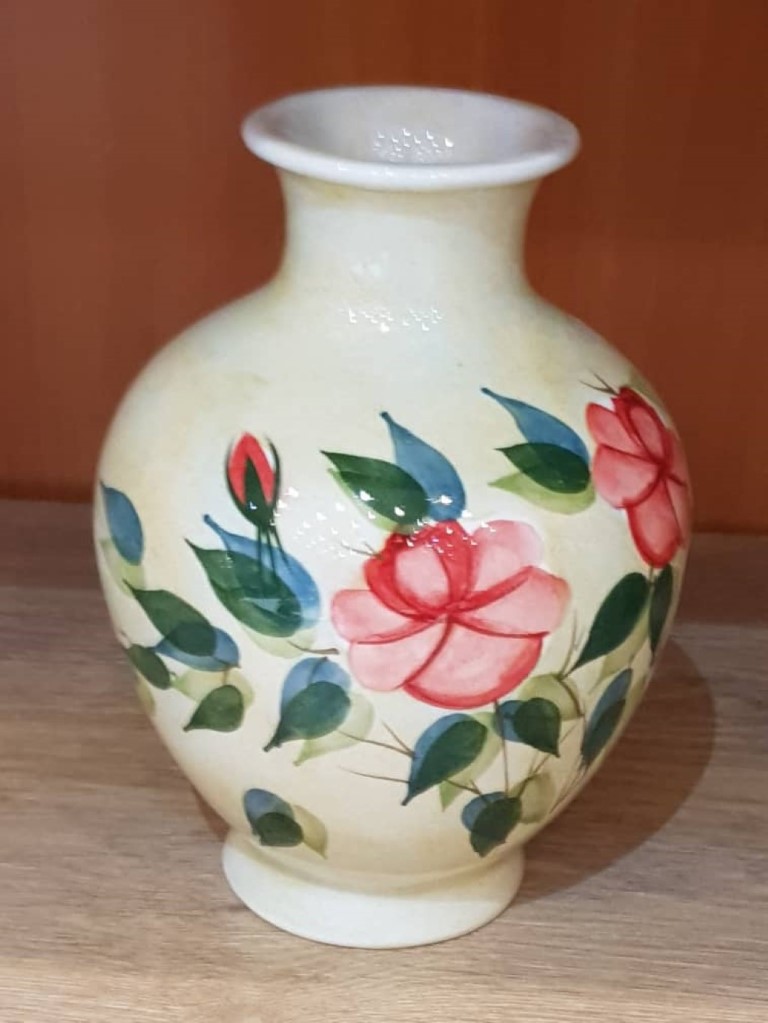 گلدان گل سرخ کوچک B1