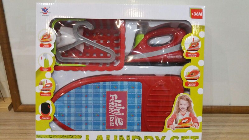 Plastic ironing play set 14052