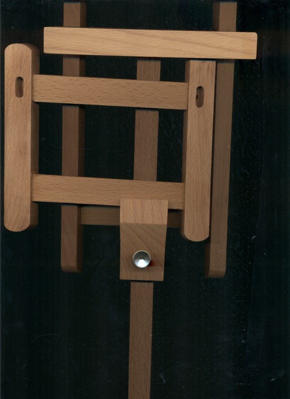 3 پایه چوبی رومیزی
