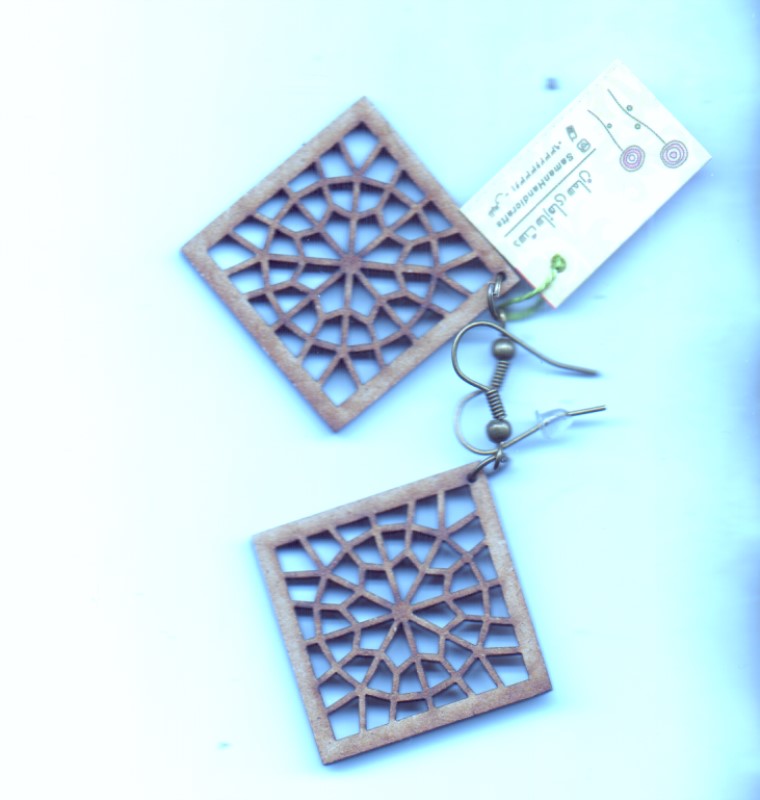 گوشواره گره‌چینی