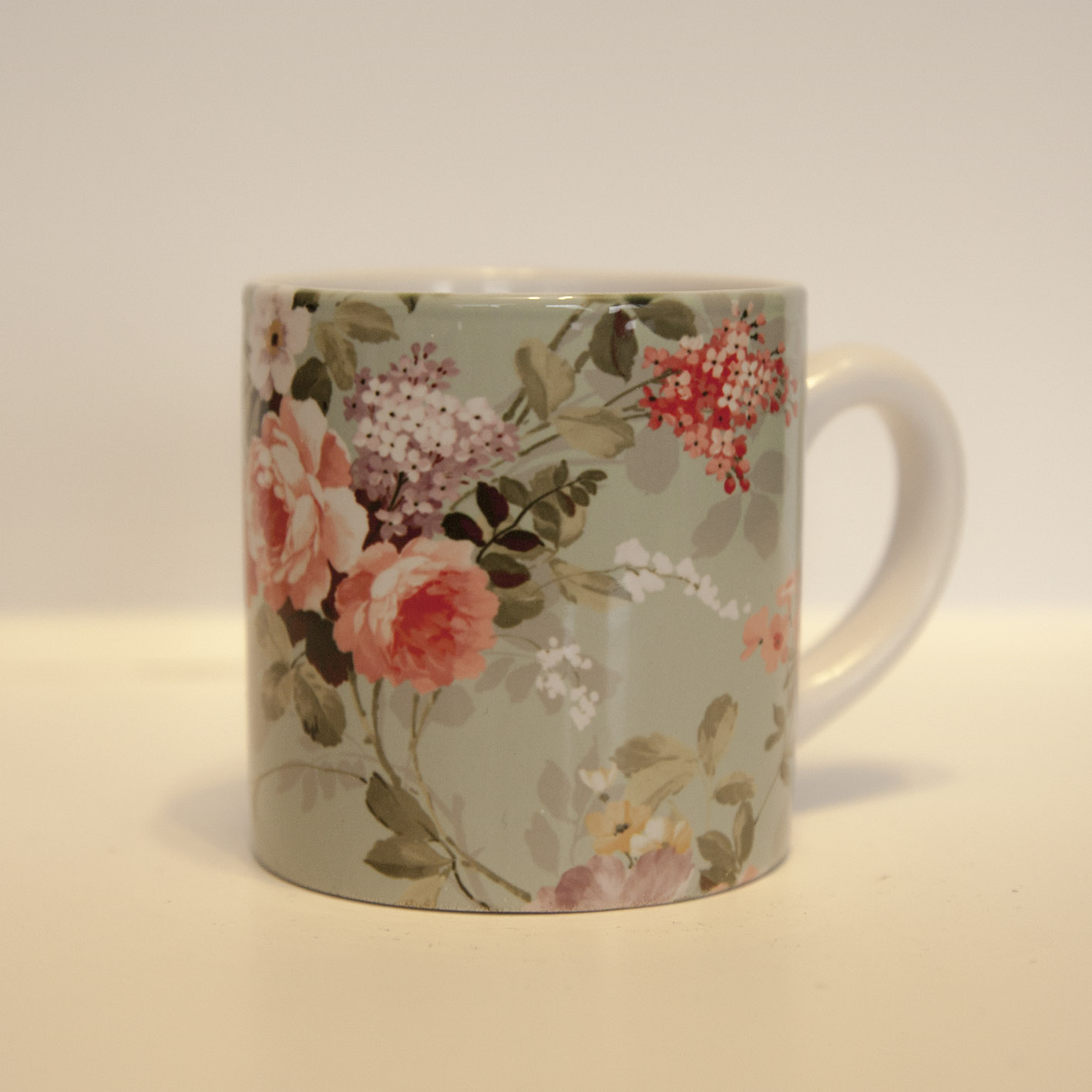 ماگ کوچک 004 باسمه