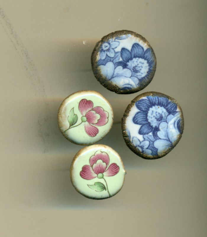 گوشواره میخی