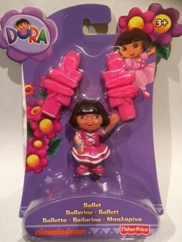 Dora collectible figures 9405