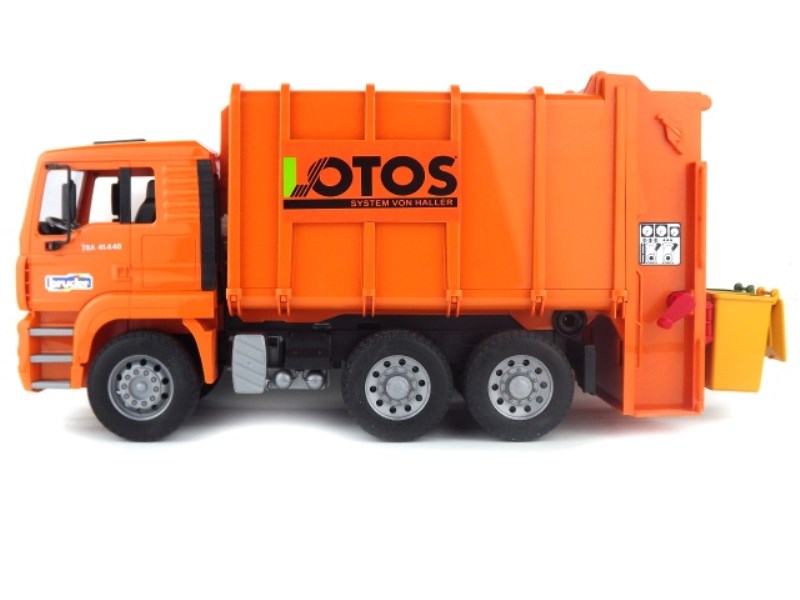 Truk orange 02762