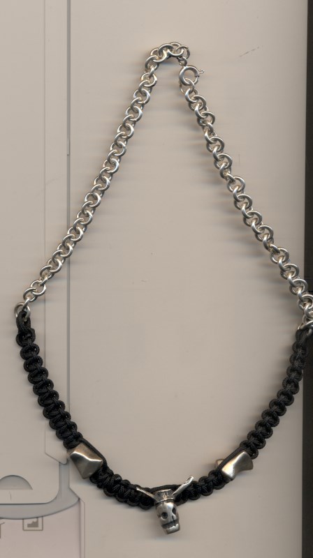 گردنبند اسکلت