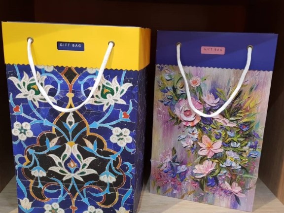 گیفت بگ سایز 18 گلاسه