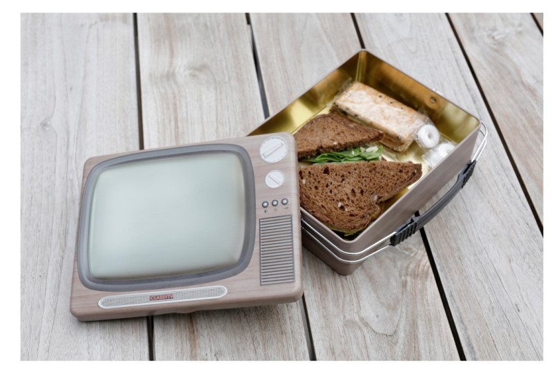 TV Tin Lunch Box Brown CU211TV