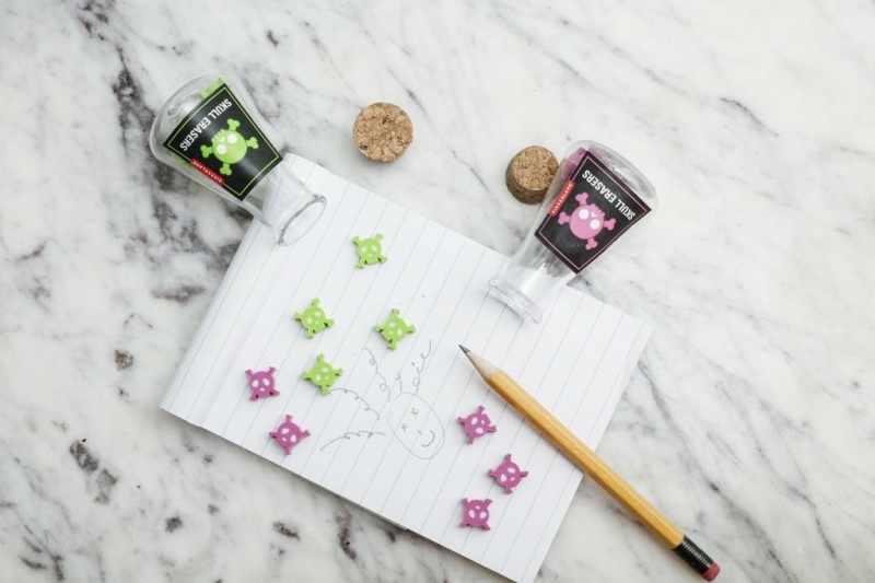 Skull erasers ER54A